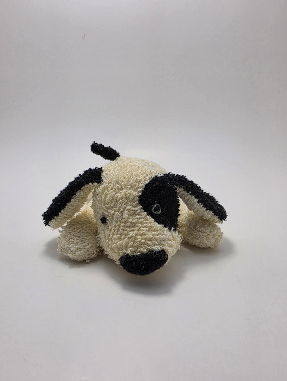 Russ Berrie Home Buddies - Ringo Black & White Dog- Beanie Plush (6 inch)